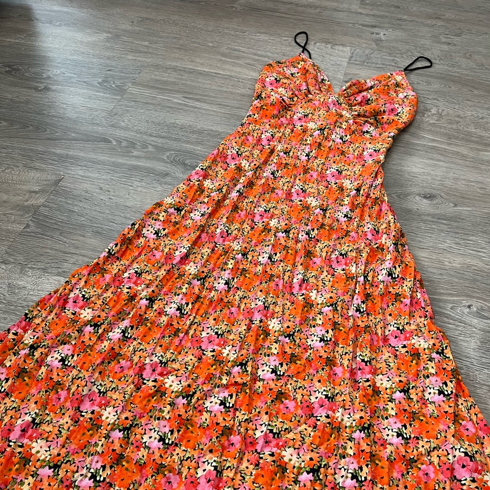 Finders Keepers Floral Plunge Dress